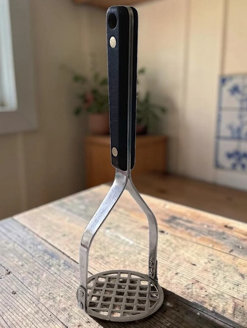 Vintage Flint Arrow Potato Masher Stainless Steel Black Handle USA Kitchen Tool